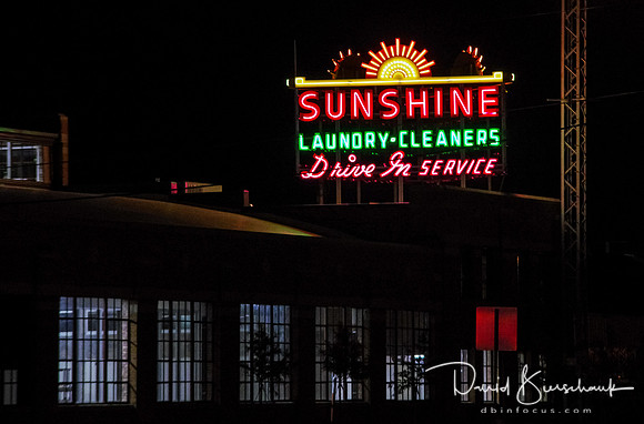 Sunshine Laundry Sign 110916